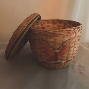 Vintage Boho Butterfly Wicker Basket With Lid